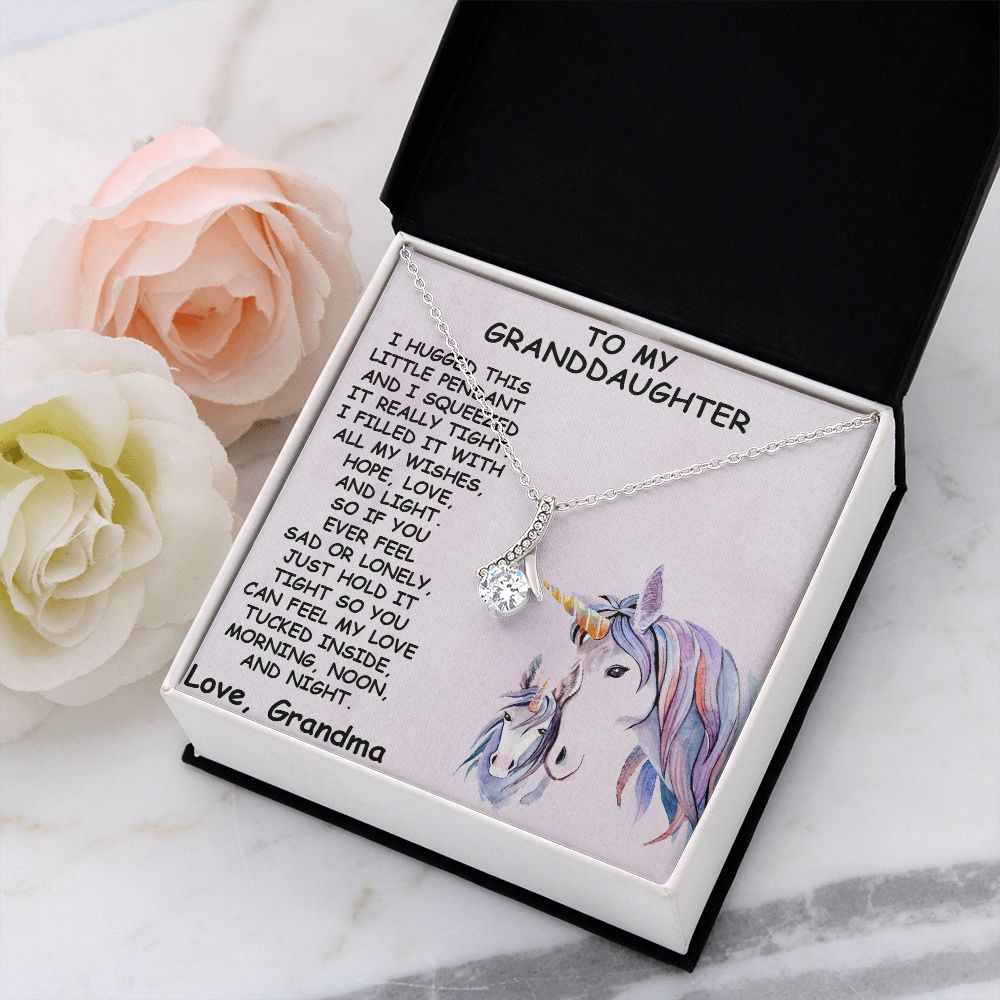 TO MY GRANDDAUGHTER, LOVE KNOT NECKLACE WITH MESSAGE CARD FOR GRANDDAUGHTER, BIRTHDAY GIFT FOR HER, FROM GRANDMA
